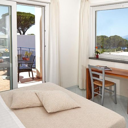 Hotel Victoria Place Anacapri  Exteriör bild