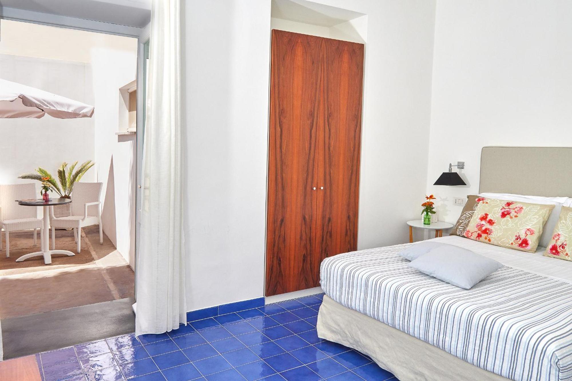 Hotel Victoria Place Anacapri  Exteriör bild