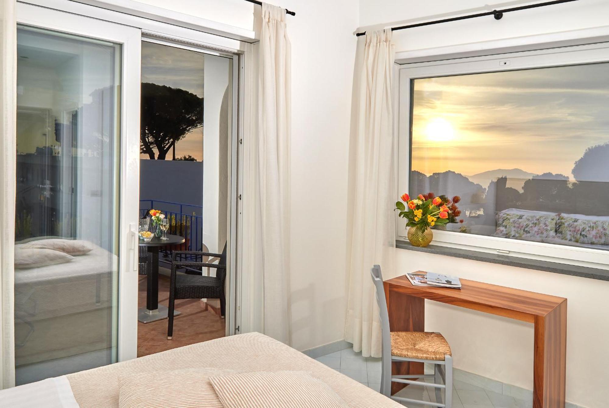 Hotel Victoria Place Anacapri  Exteriör bild