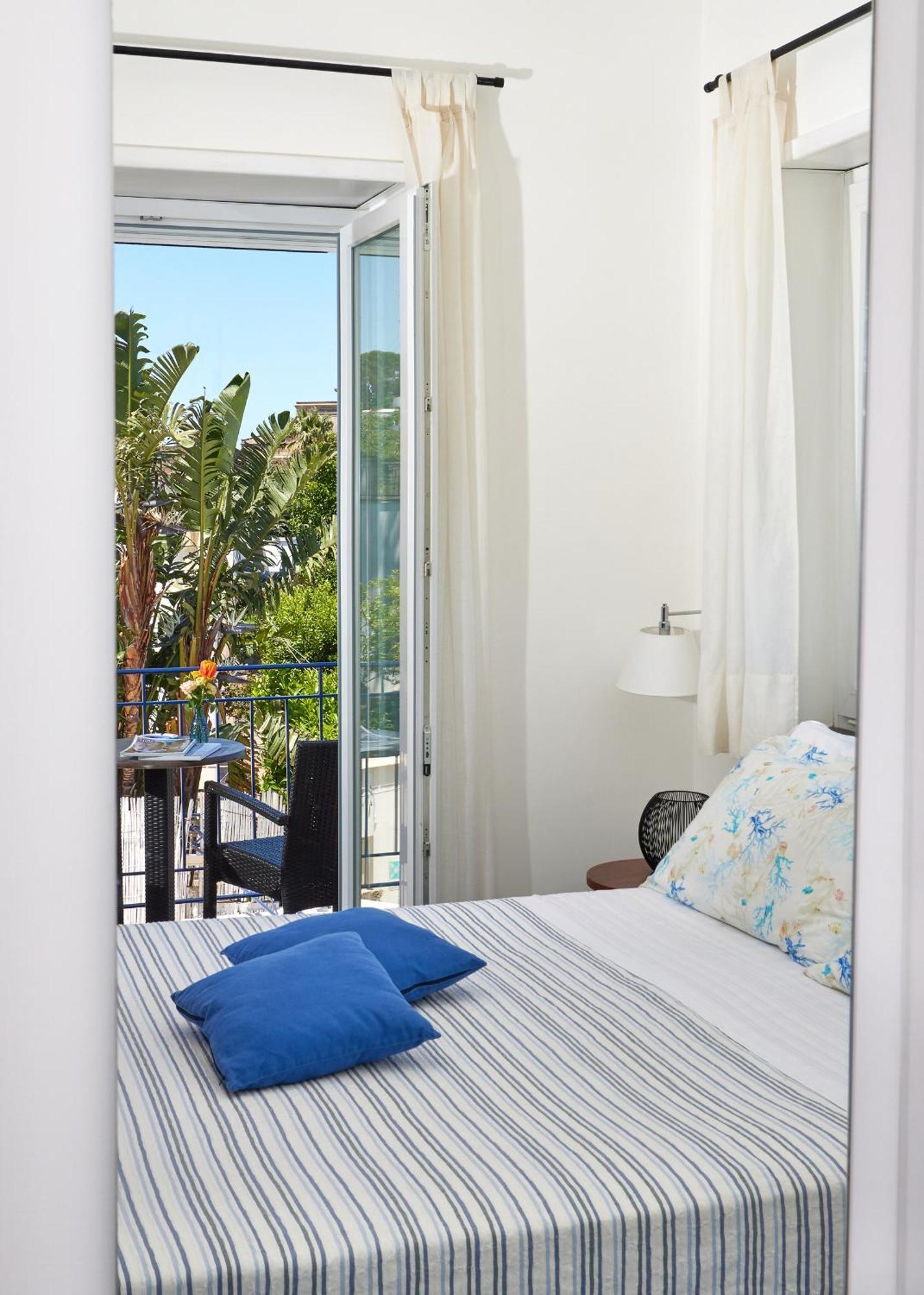 Hotel Victoria Place Anacapri  Exteriör bild